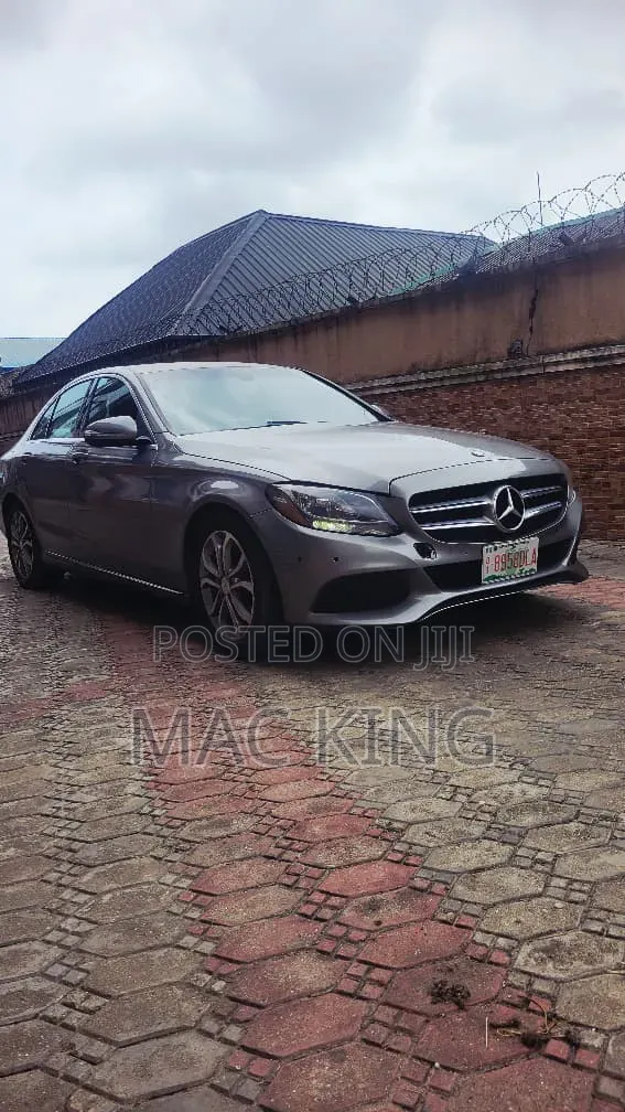 Mercedes-Benz C300 2015 Gray