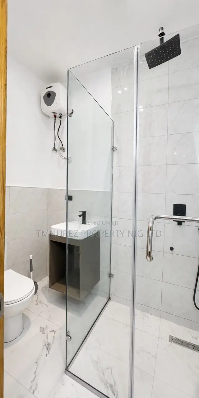 Furnished 1bdrm Apartment in Secured Gated Area, Lekki Phase 1 for rent