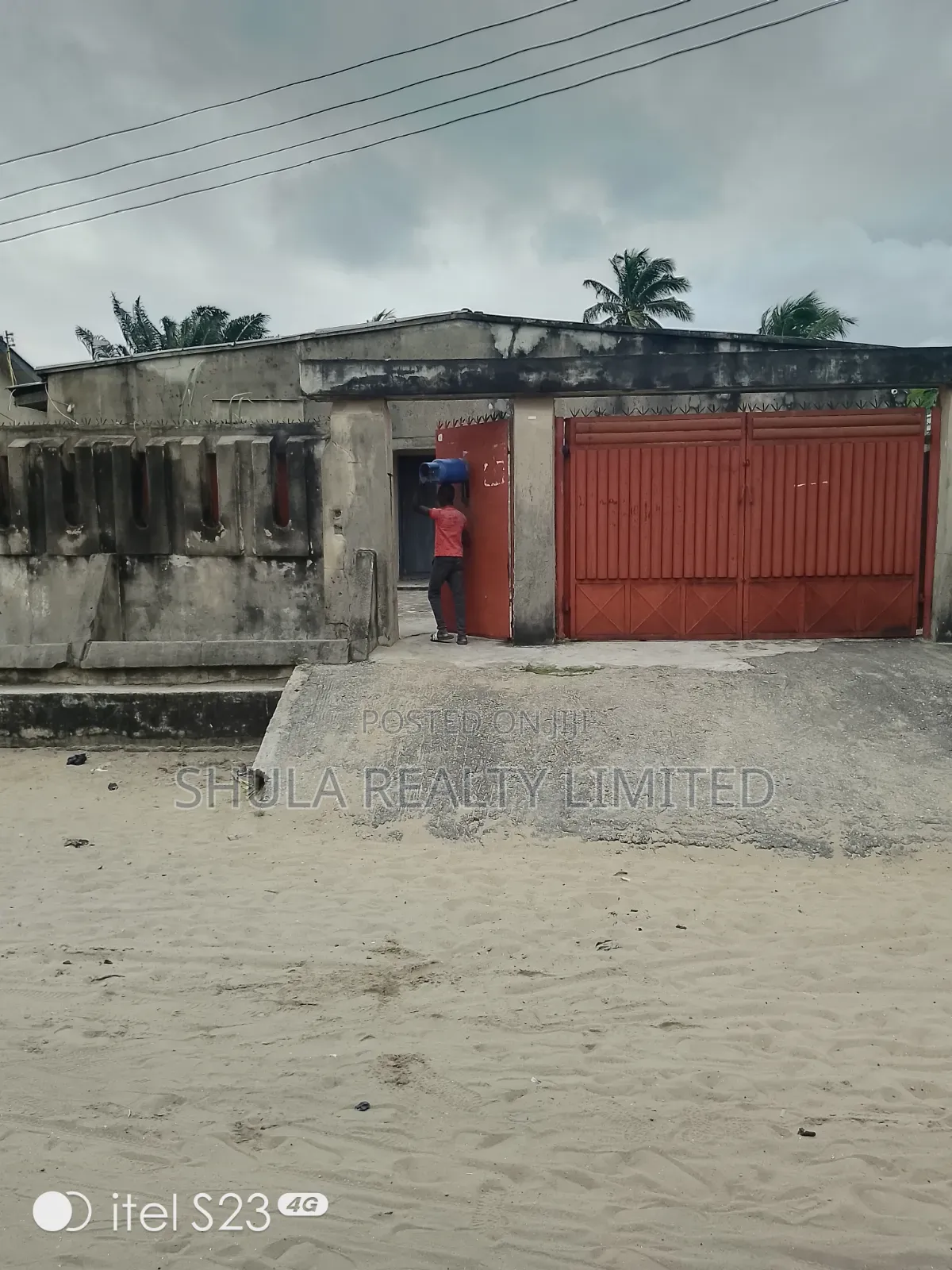 Furnished 19bdrm House in Ojo for sale