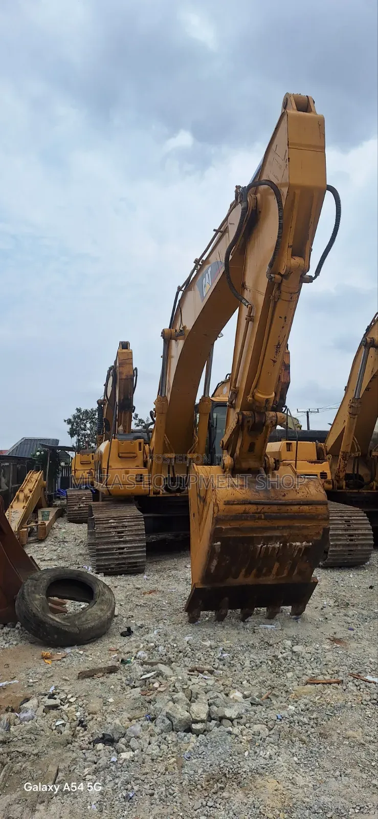 Caterpillar Excavator 330CL for Sale. Price:160Million Naira