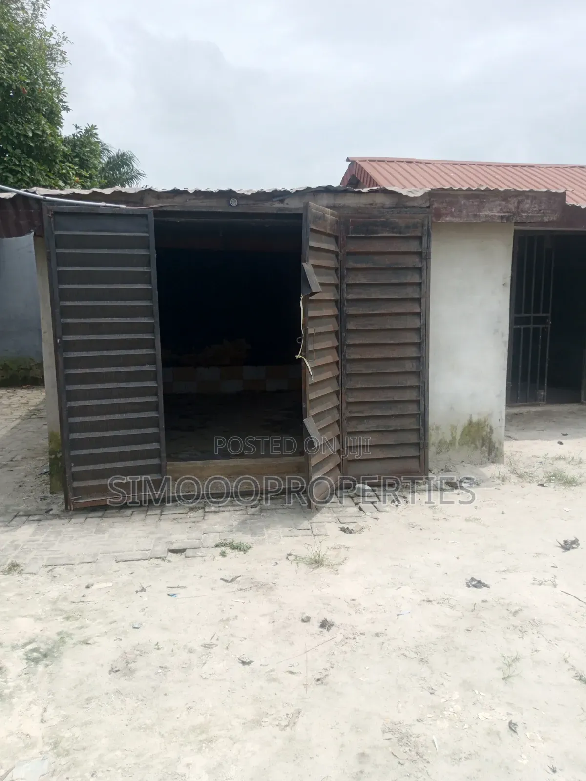 Facing Express Shop for Rent at Bogije