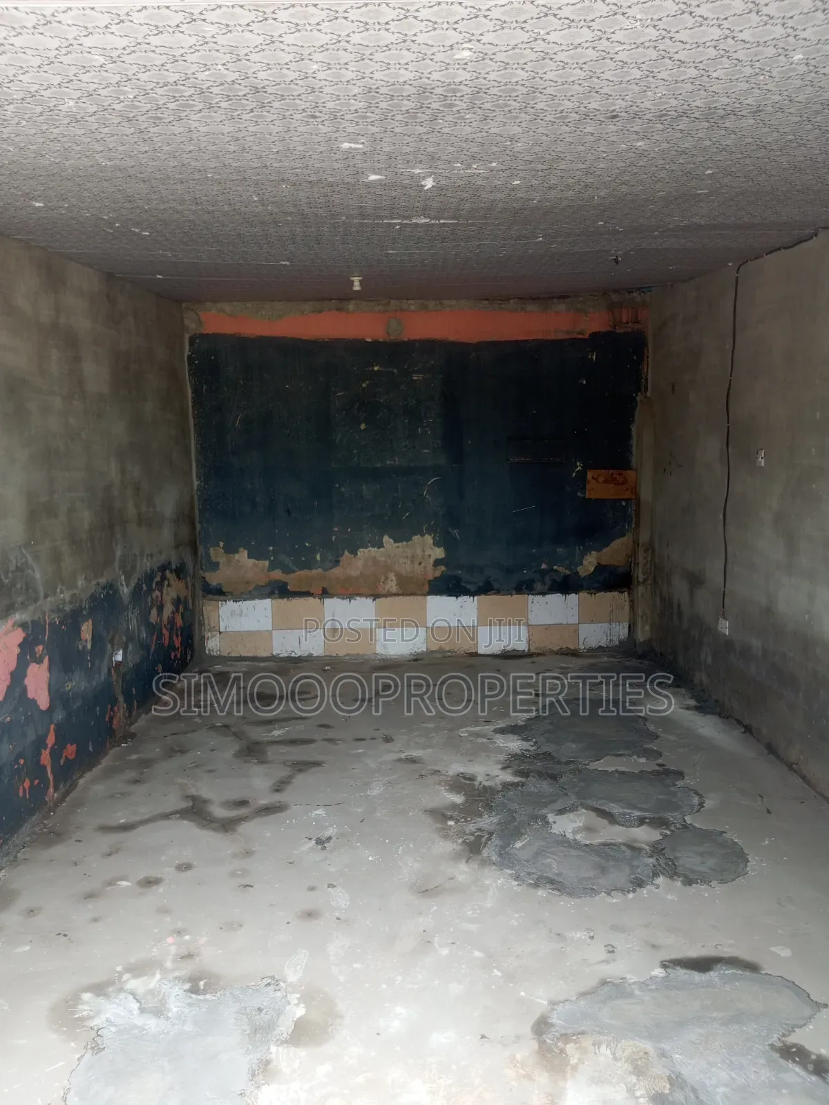 Facing Express Shop for Rent at Bogije