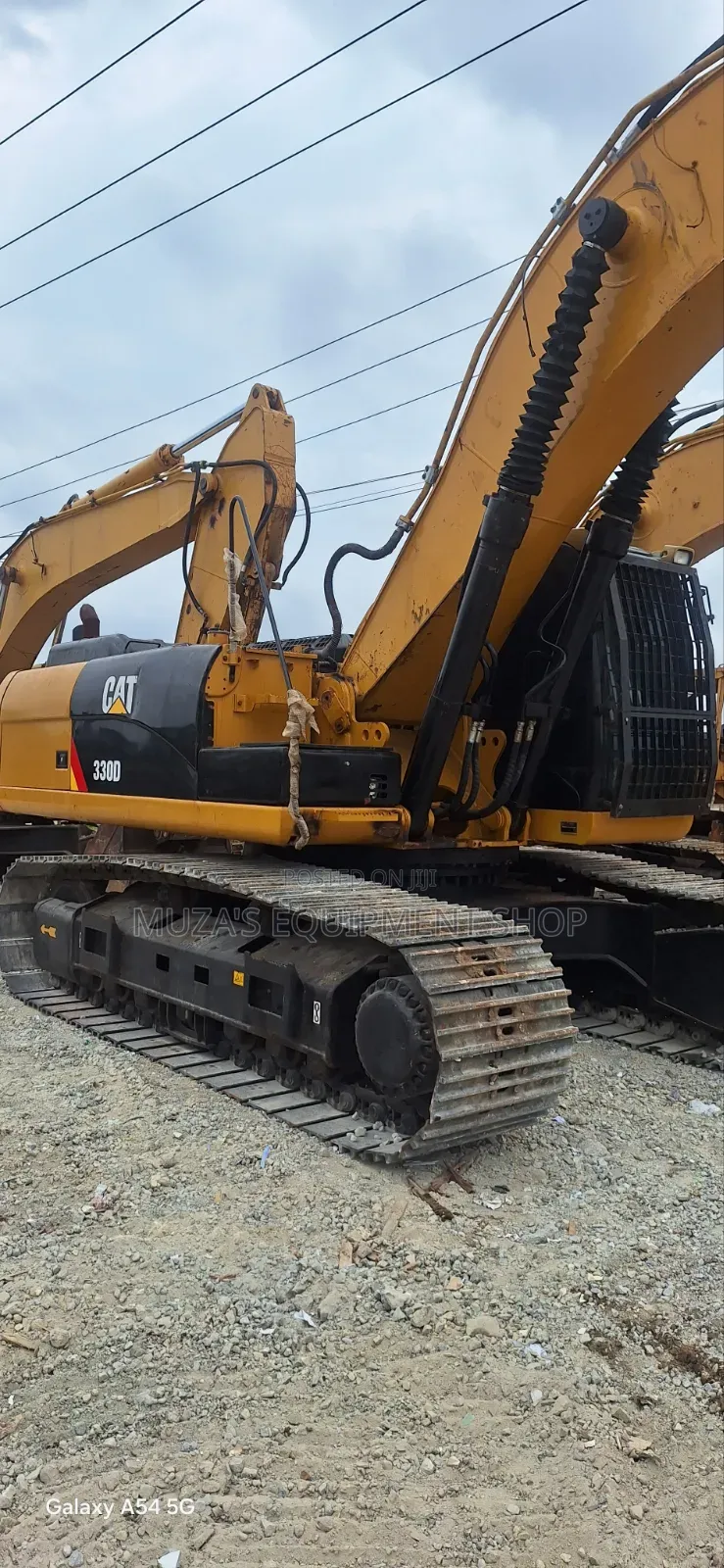 Caterpillar Excavator 330D. For Sale. Price:180Million