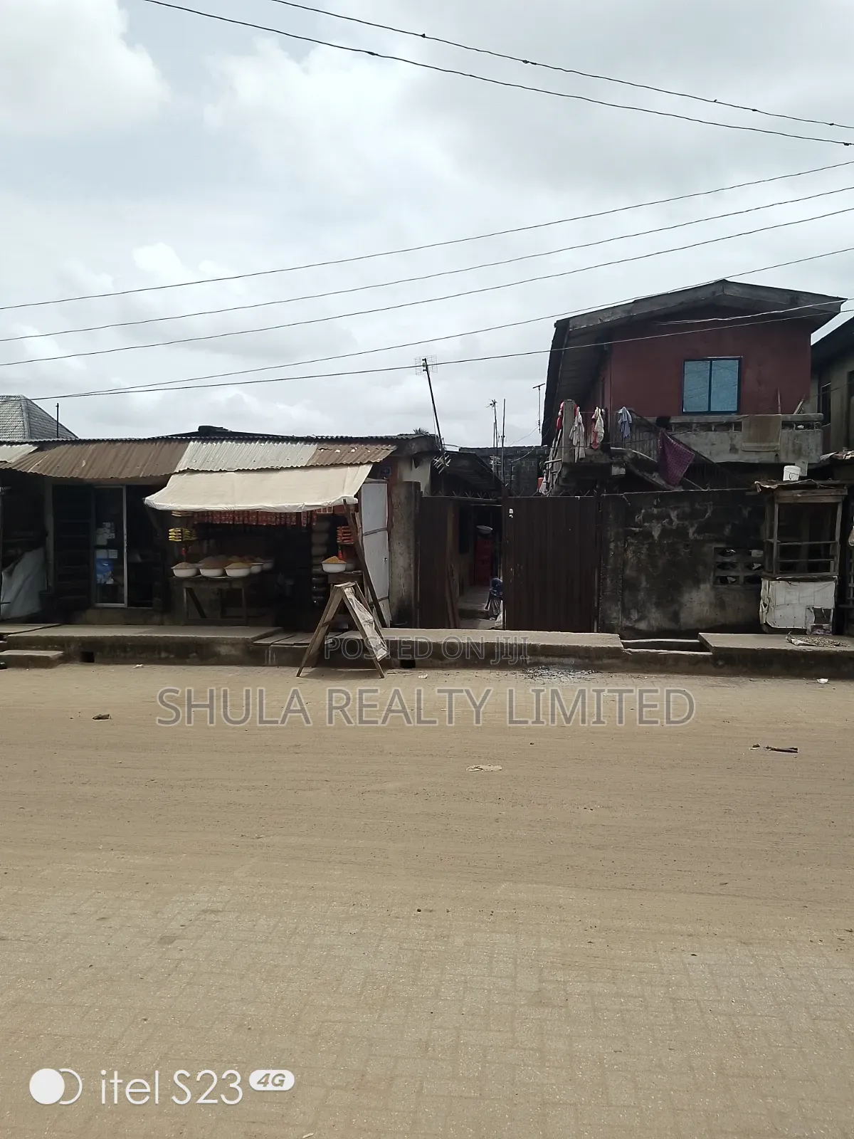 Furnished 20bdrm House in Ojo for sale