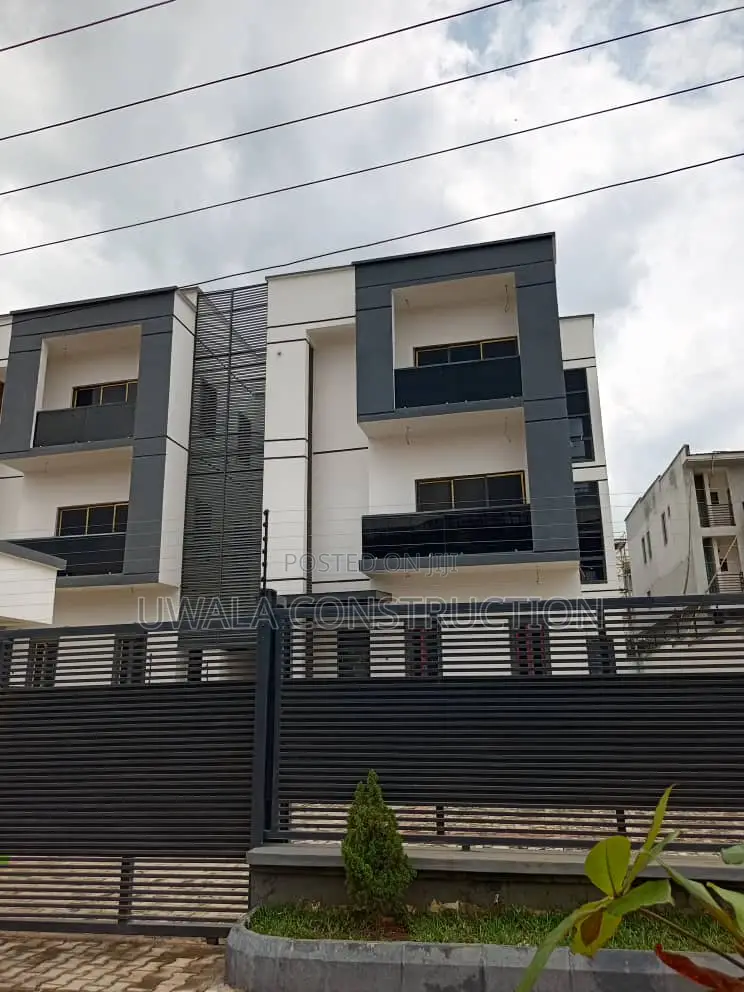 4bdrm Duplex in Mabushi for sale
