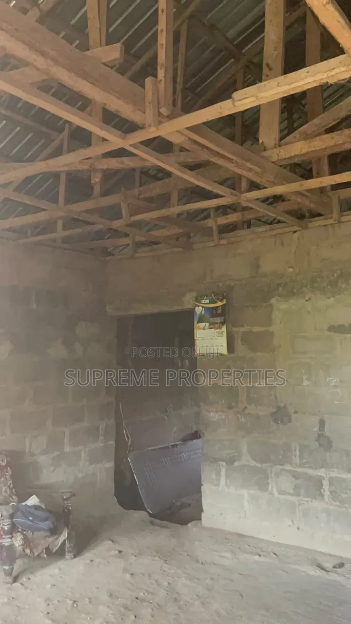 5bdrm Bungalow in Tella Estate Akobo, Ibadan for sale