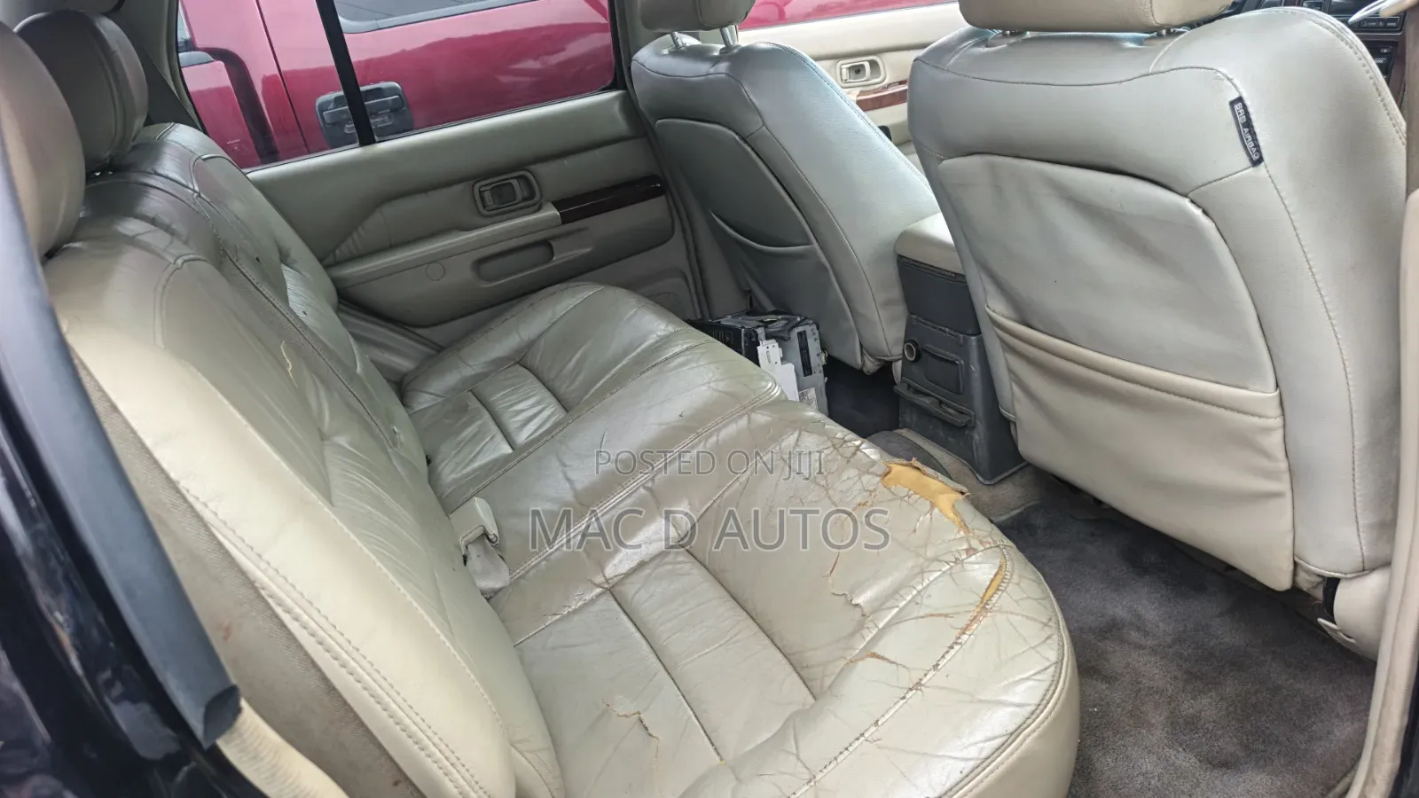 Infiniti QX4 2001 Black