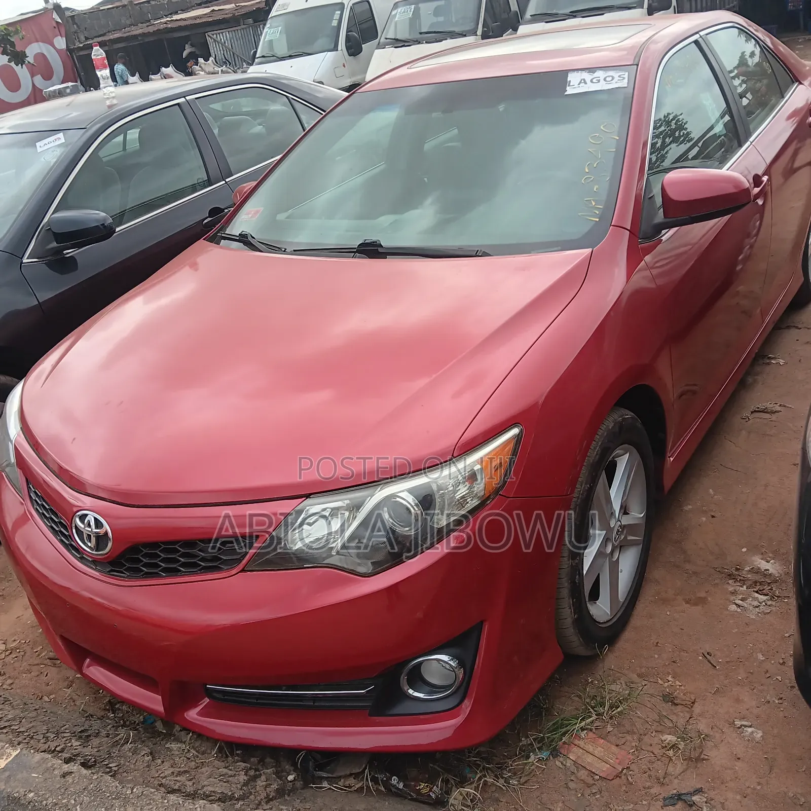 Toyota Camry SE 4dr Sedan (2.5L 4cyl 6A) 2012 Red
