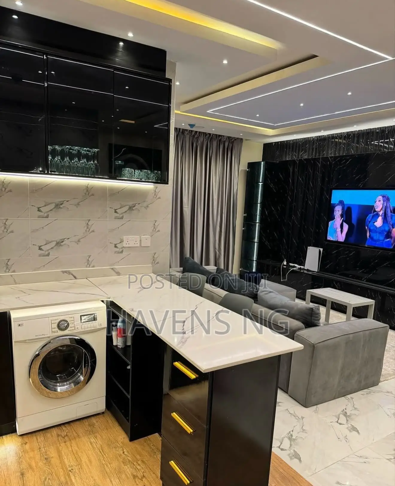 Luxury Vibes Only — 1-Bedroom Apartment With Ps5, Bathtub Pool