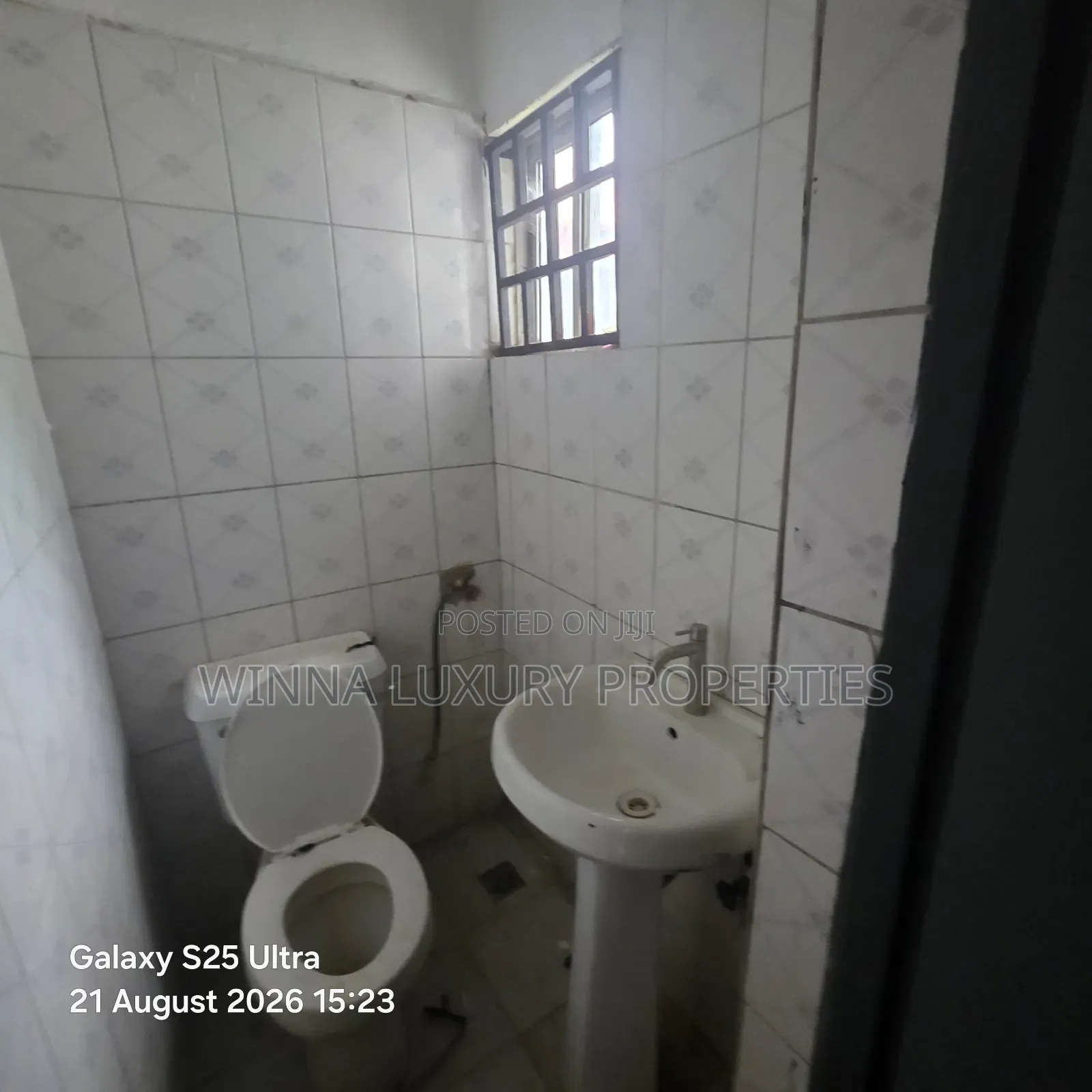 2bdrm Bungalow in Fha, Lugbe By Car for rent