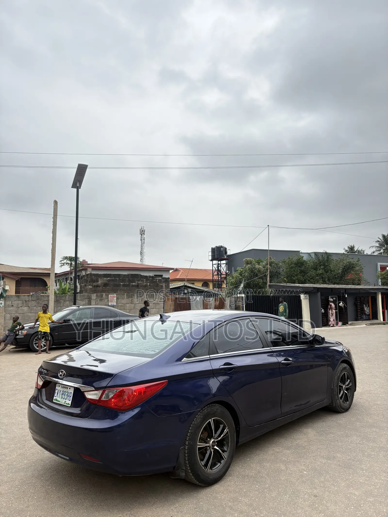 Hyundai Sonata SE 2.0T Sedan FWD (2.0L 4cyl 6A) 2012 Blue