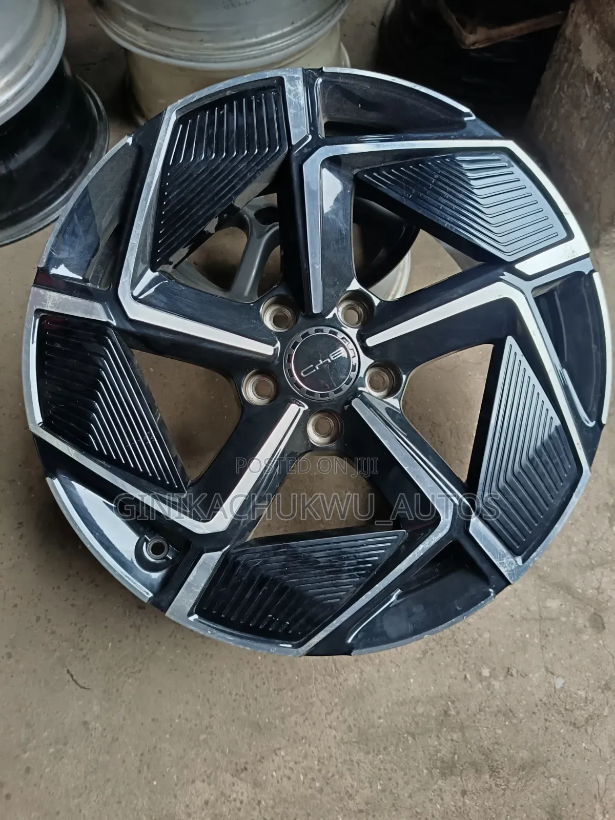 Luxurious 19 Rim BMW HUB