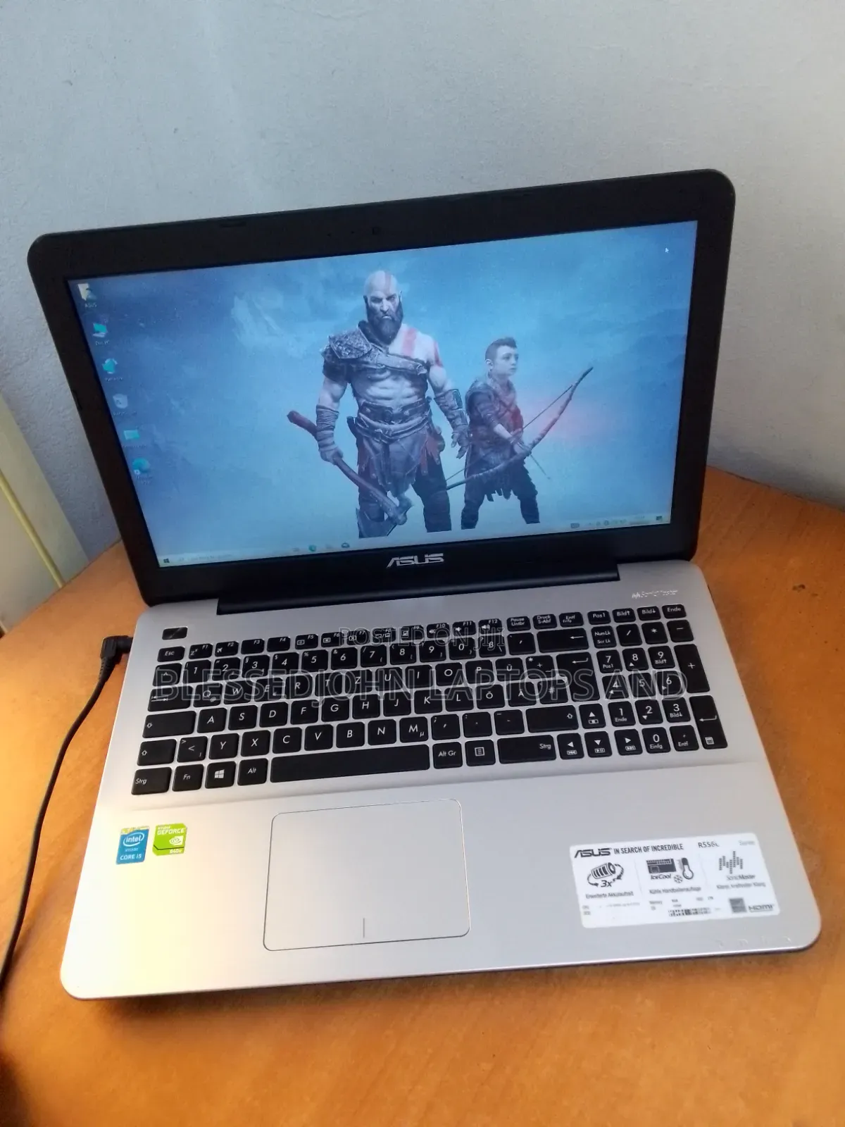 Laptop Asus X555LA 8GB Intel Core i5 HDD 1T