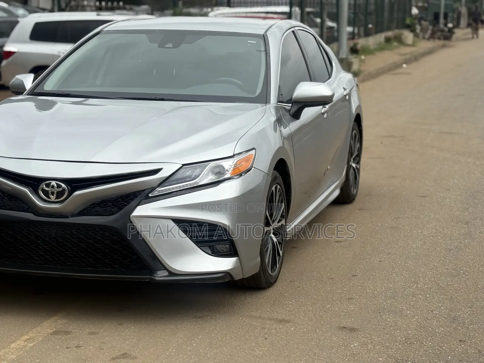 Toyota Camry SE (2.5L 4cyl 8A) 2019 Silver