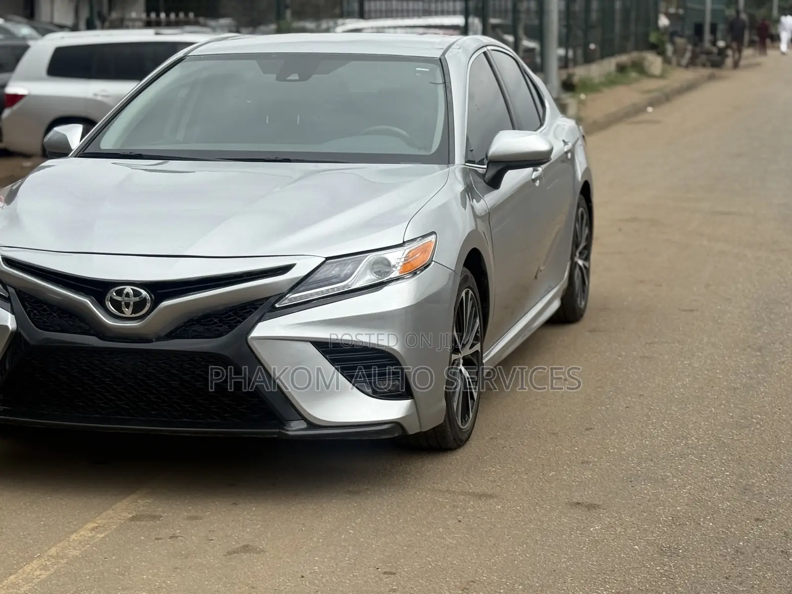 Toyota Camry SE (2.5L 4cyl 8A) 2019 Silver