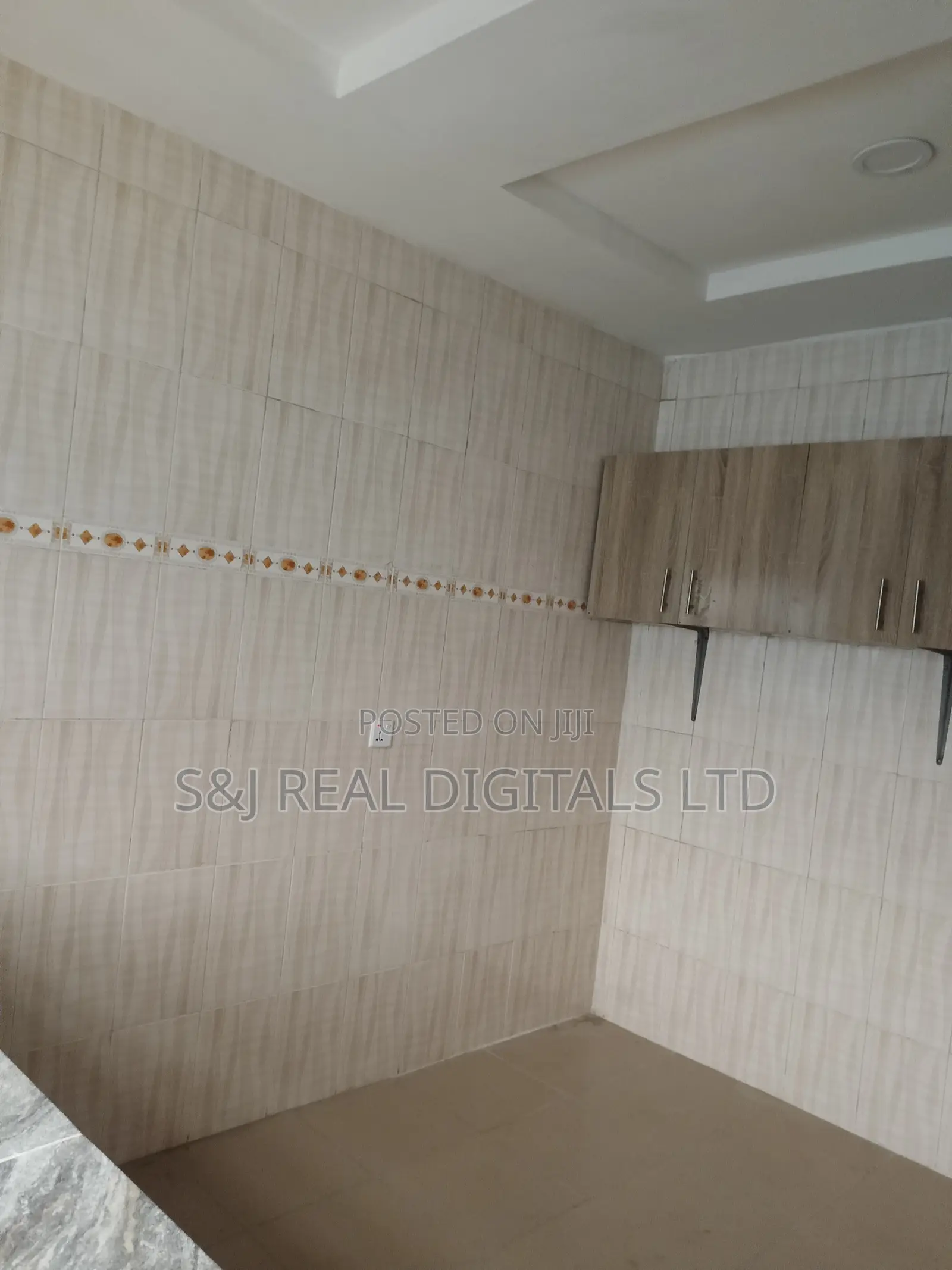 2bdrm Block of Flats in Kubwa for rent