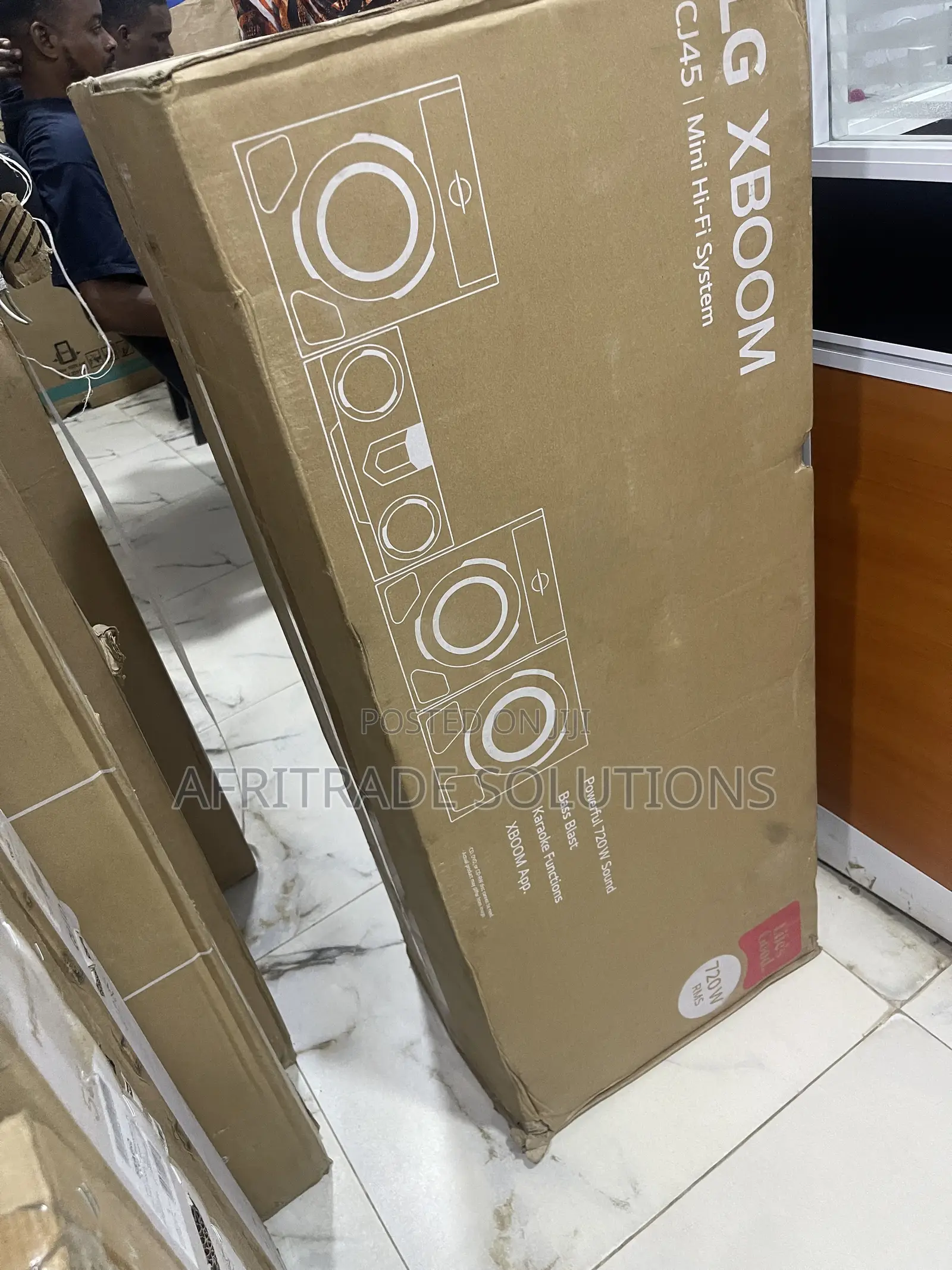 LG XBOOM CJ45 – Put Serious Power Behind Your Favourite Songs