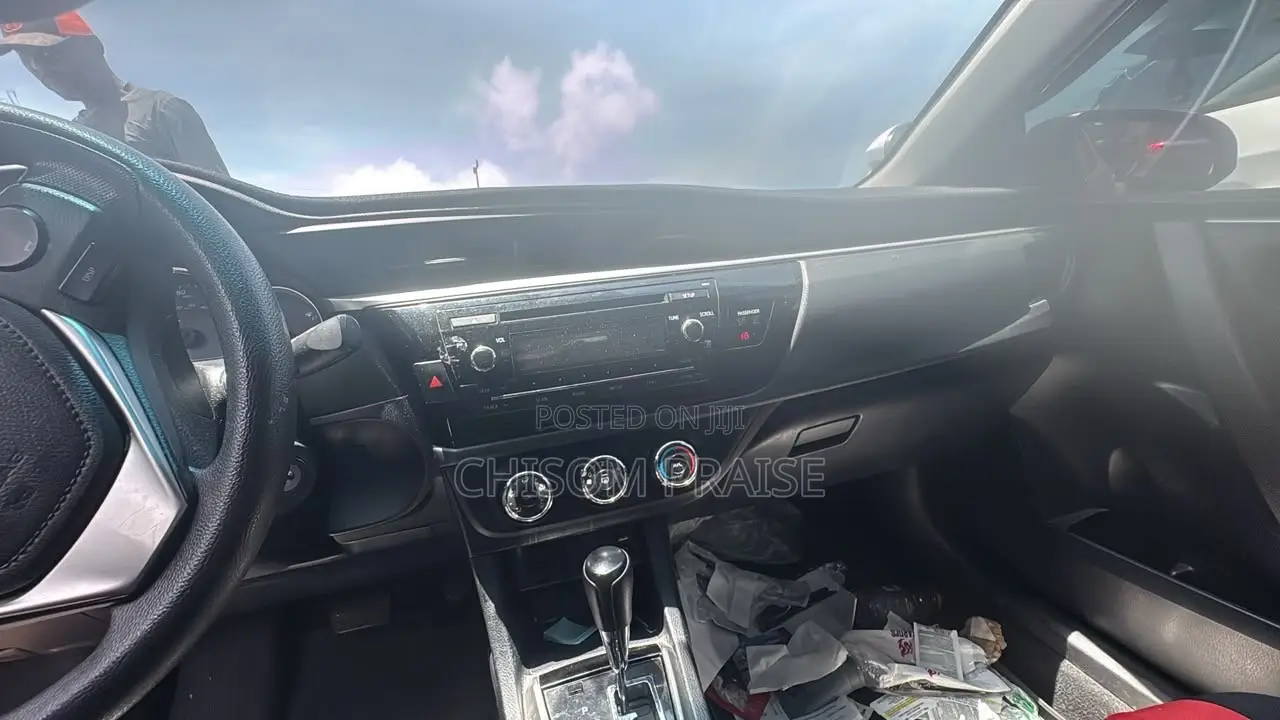 Toyota Corolla 2015 Gray