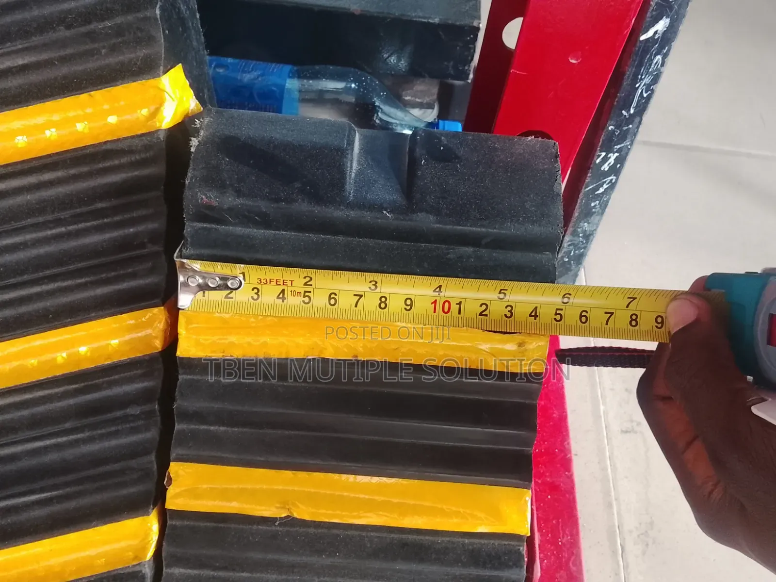 Heavy-Duty Small Rubber Wheel Chock or Wage