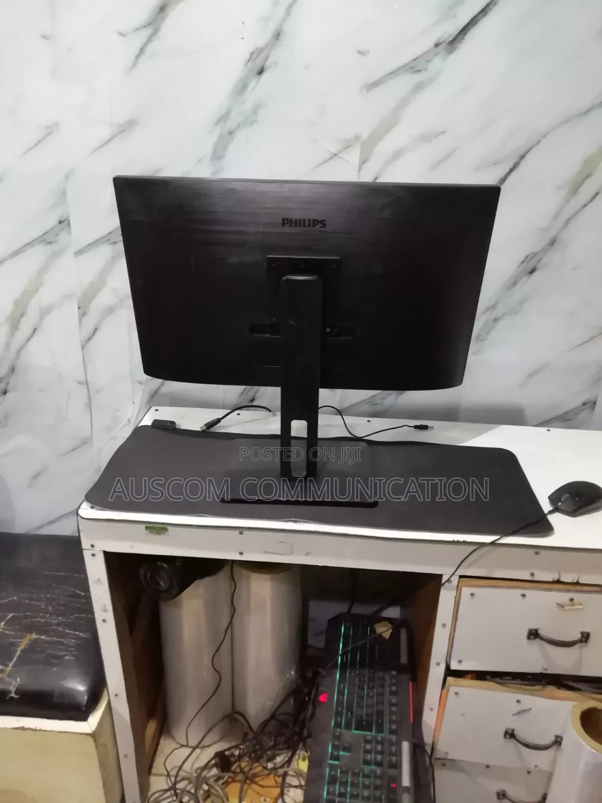 Philips 27 Inches UHD3840X2160 IPS 16 :9 Ratio 60HZ