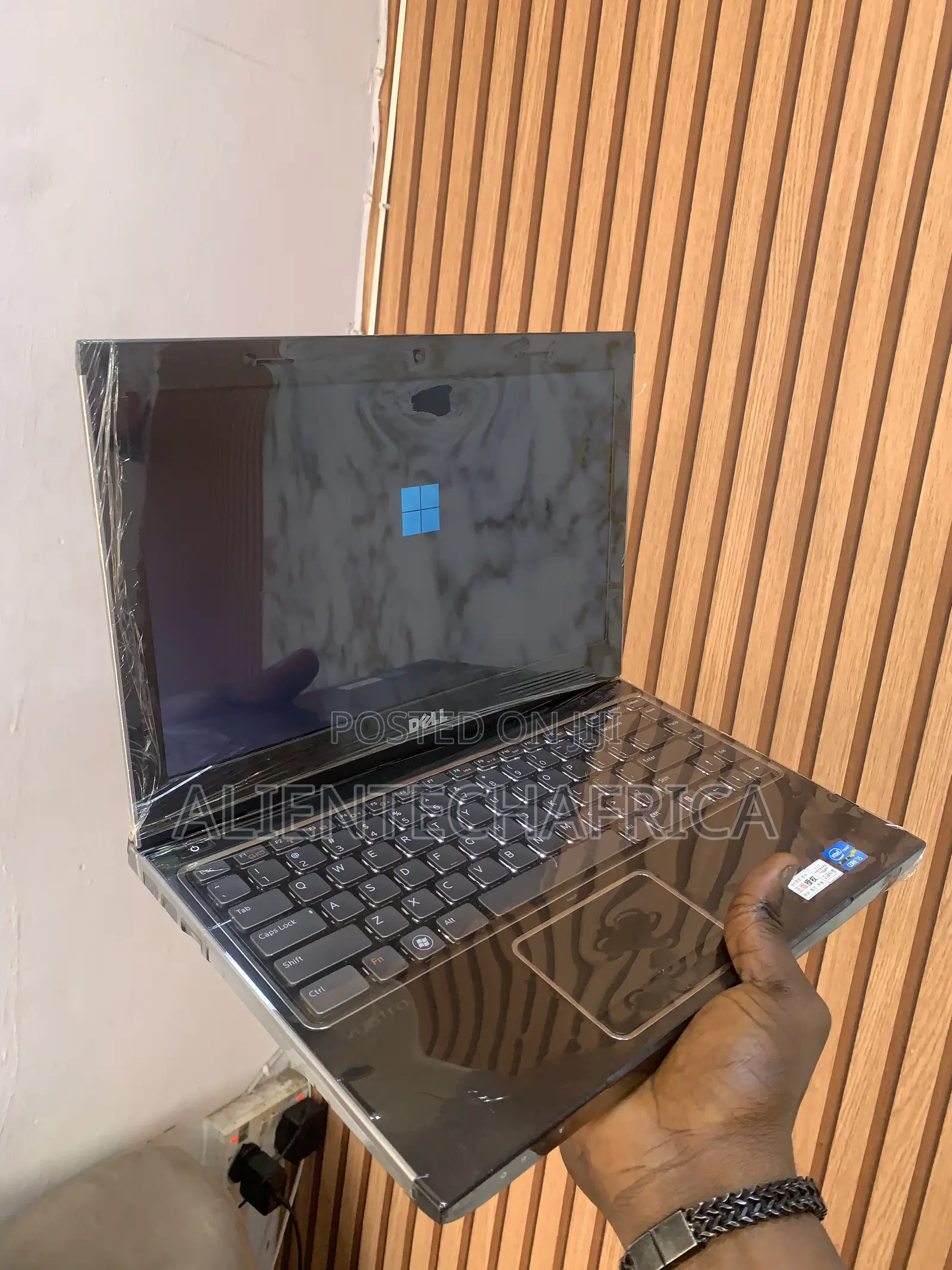 Laptop Dell Vostro 3350 8GB Intel Core i5 HDD 320GB