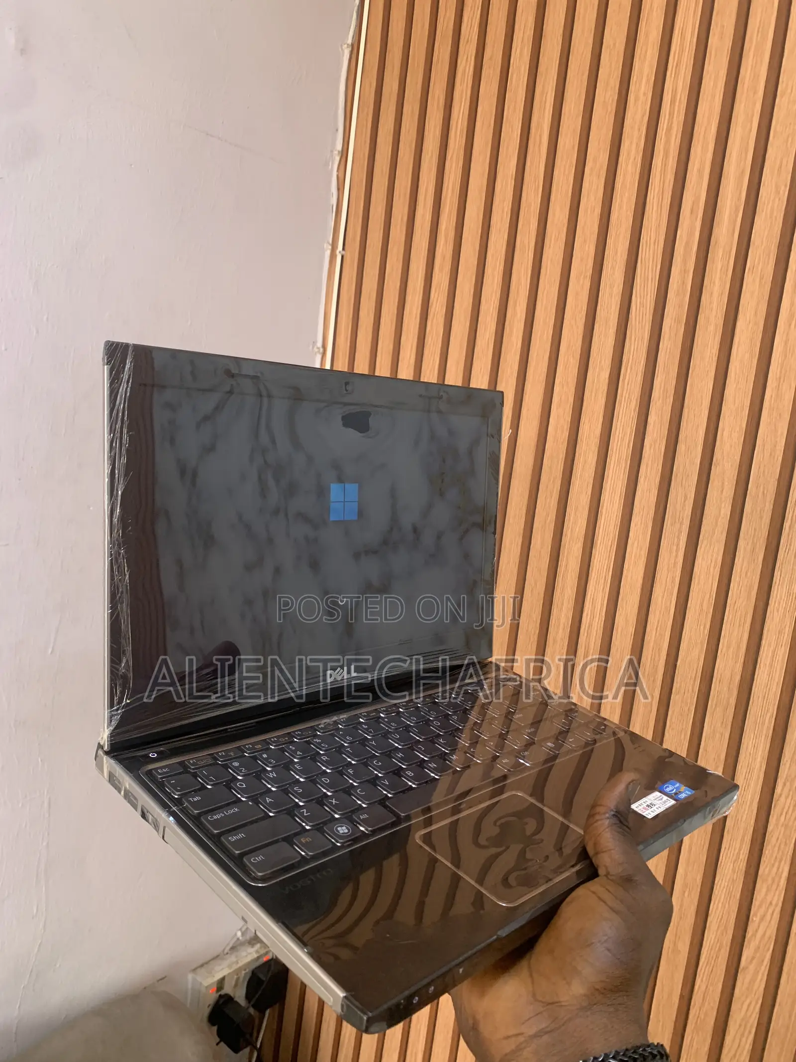 Laptop Dell Vostro 3350 8GB Intel Core i5 HDD 320GB