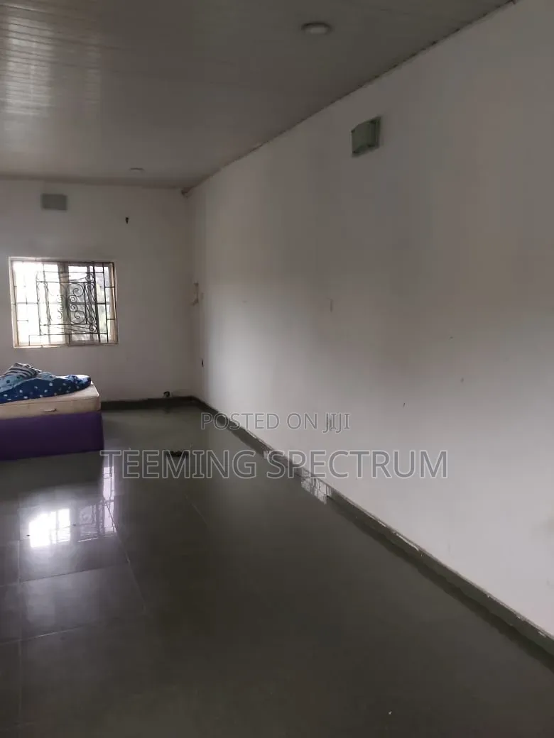 4bdrm Apartment in Benin City for rent