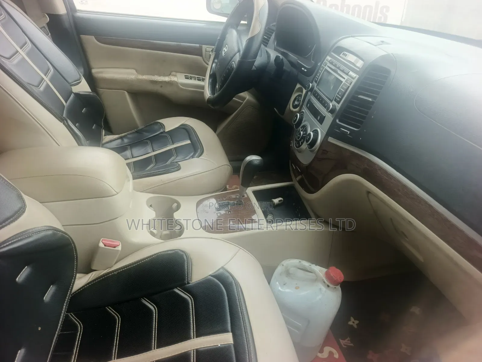 Hyundai Santa Fe 2010 Burgundy