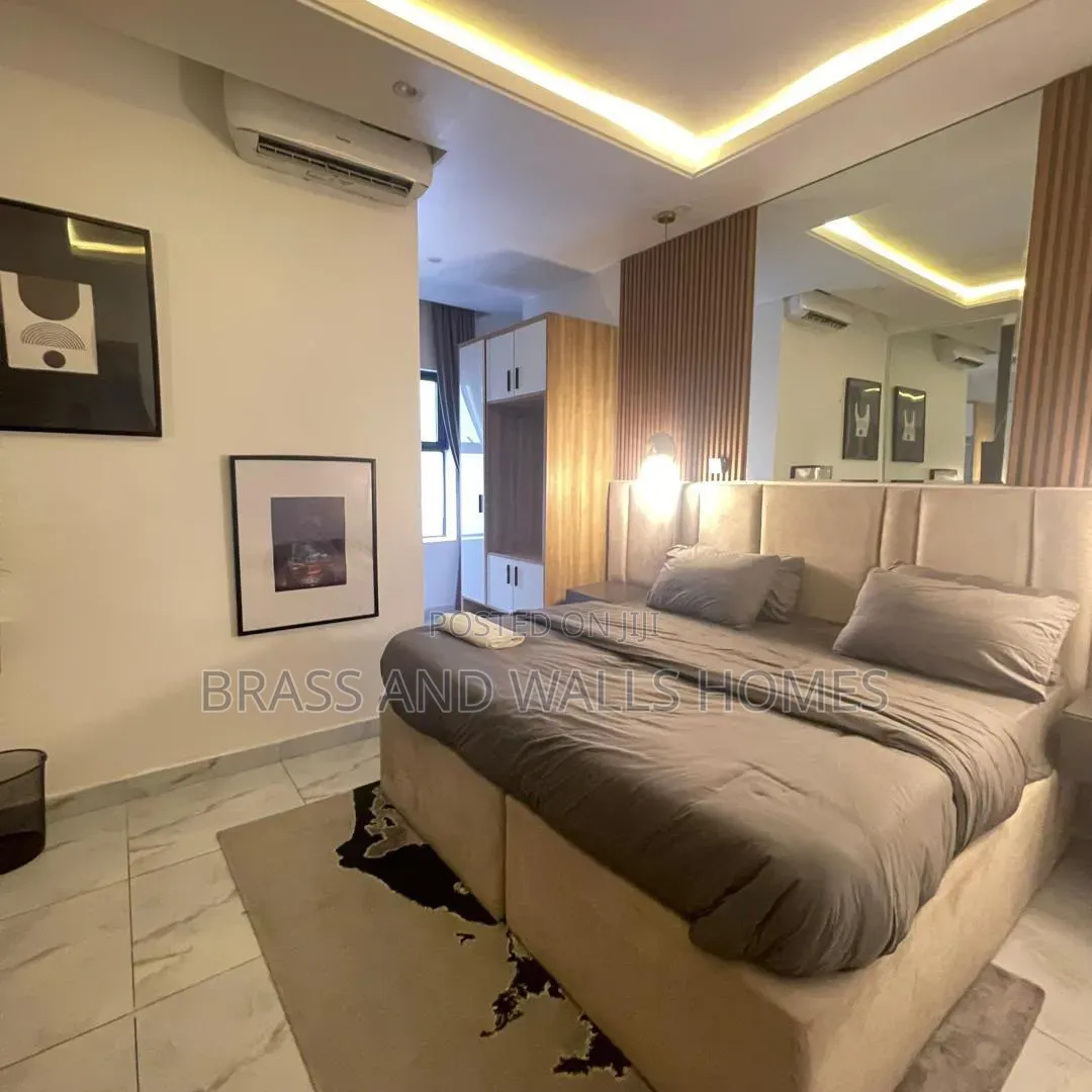Furnished 2bdrm Apartment in Lekki Phase 1 for sale