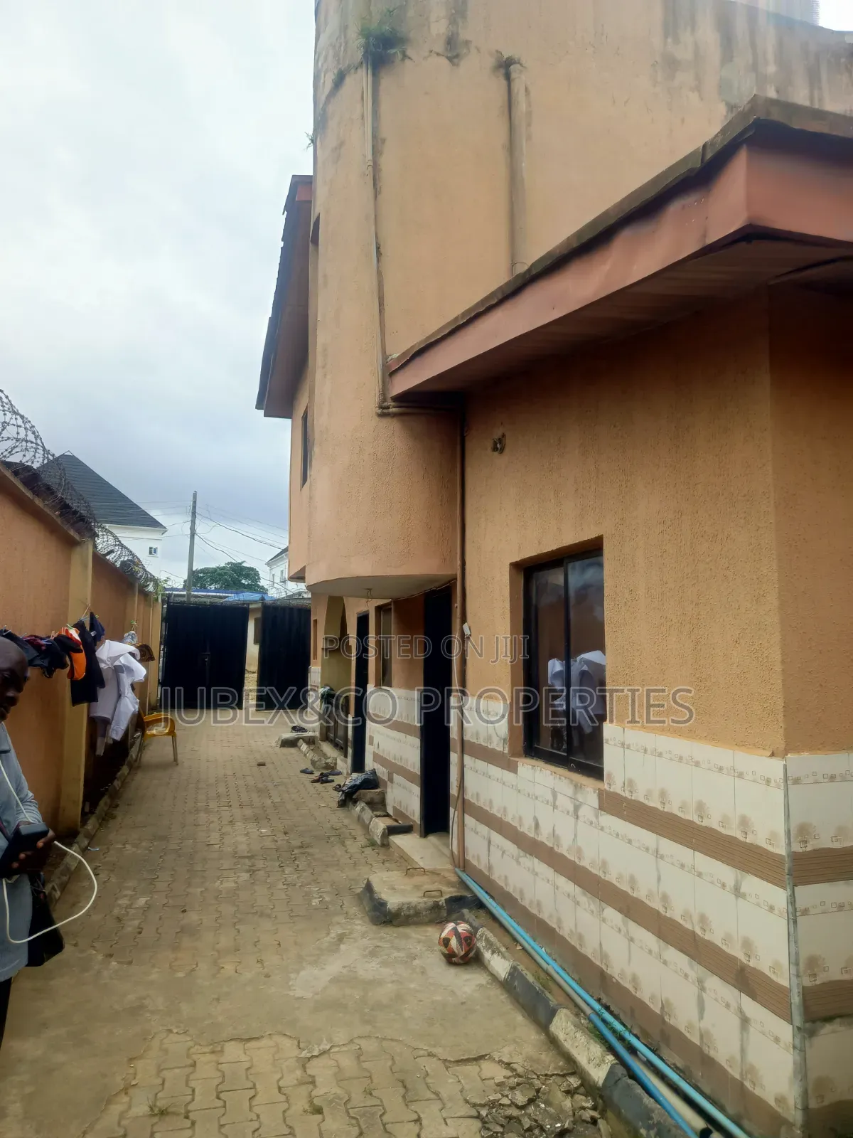 3bdrm Block of Flats in Olutoye Street Ekoro, Abule Egba for sale