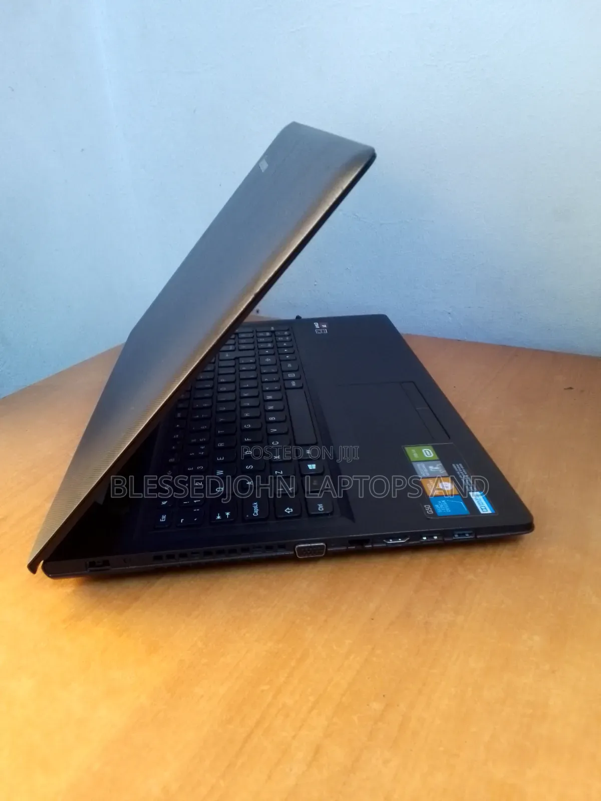 Laptop Lenovo G50-70 8GB AMD A8 HDD 250GB