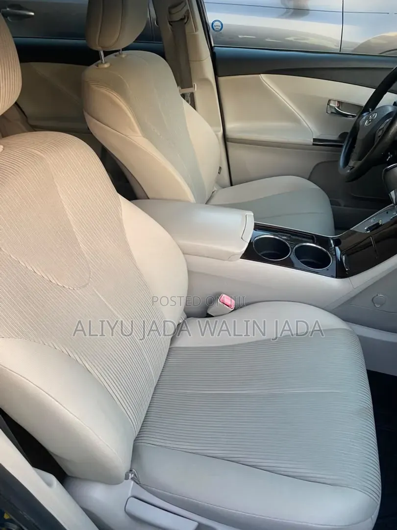 Toyota Venza 2011 Blue