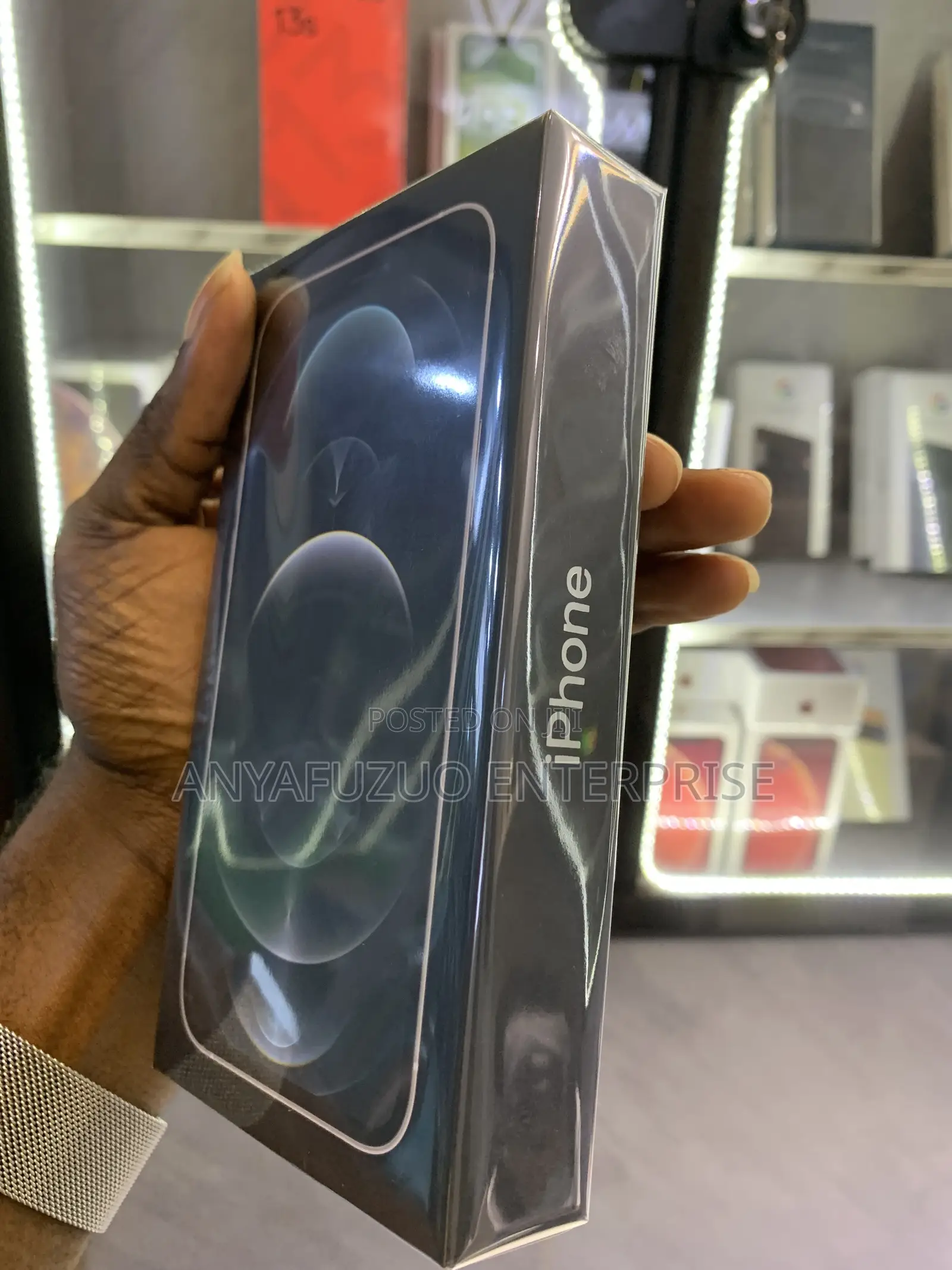 New Apple iPhone 12 Pro 256 GB Gold