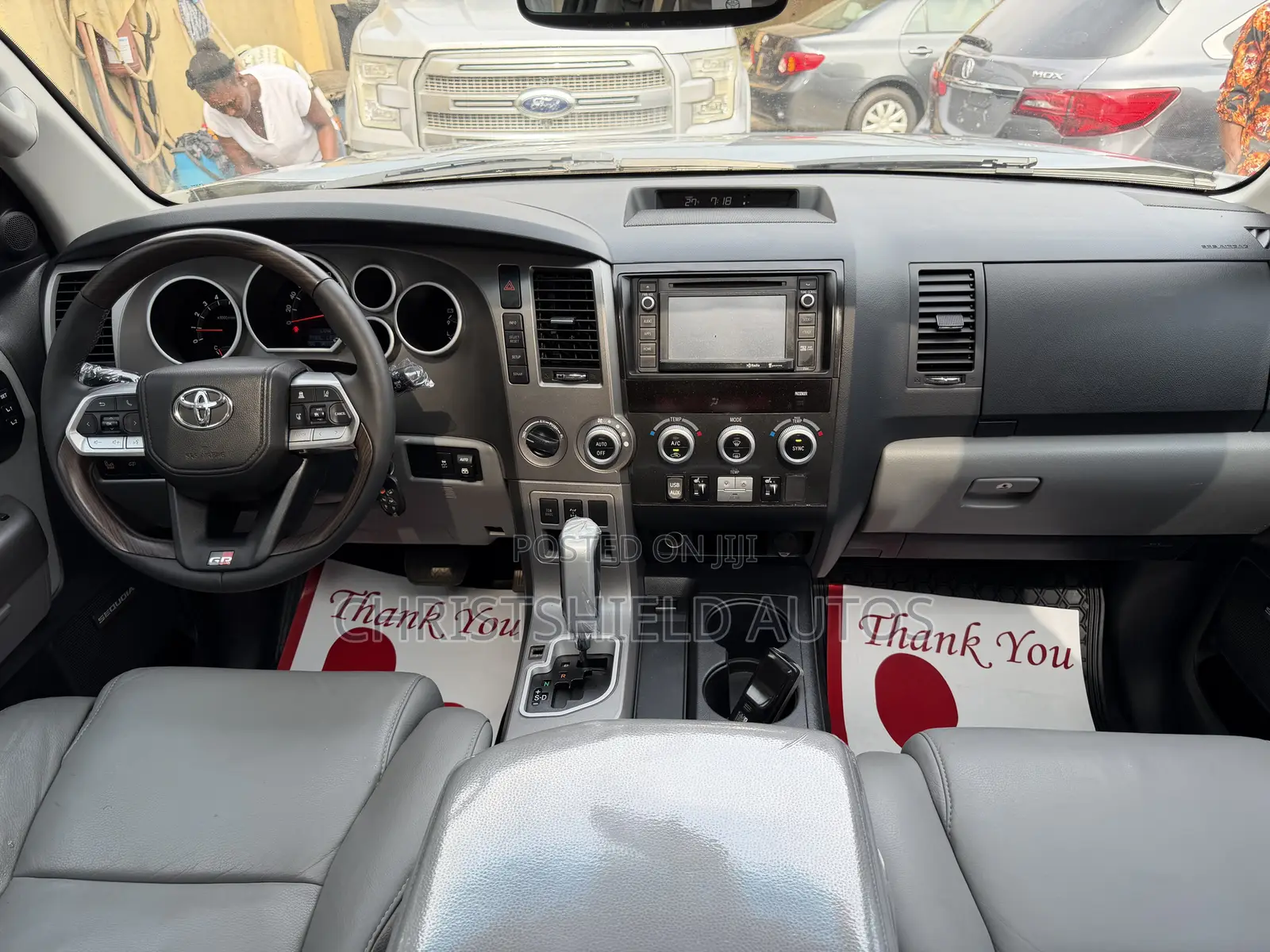 Toyota Sequoia Limited 4dr SUV 4WD (5.7L 8cyl 6A) 2014 Silver