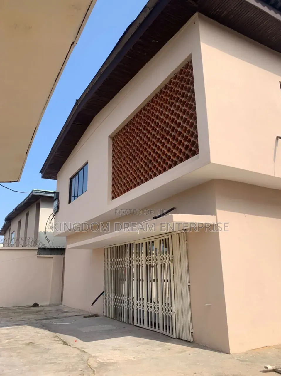 6bdrm Duplex in Gbagada Phase 1 for rent