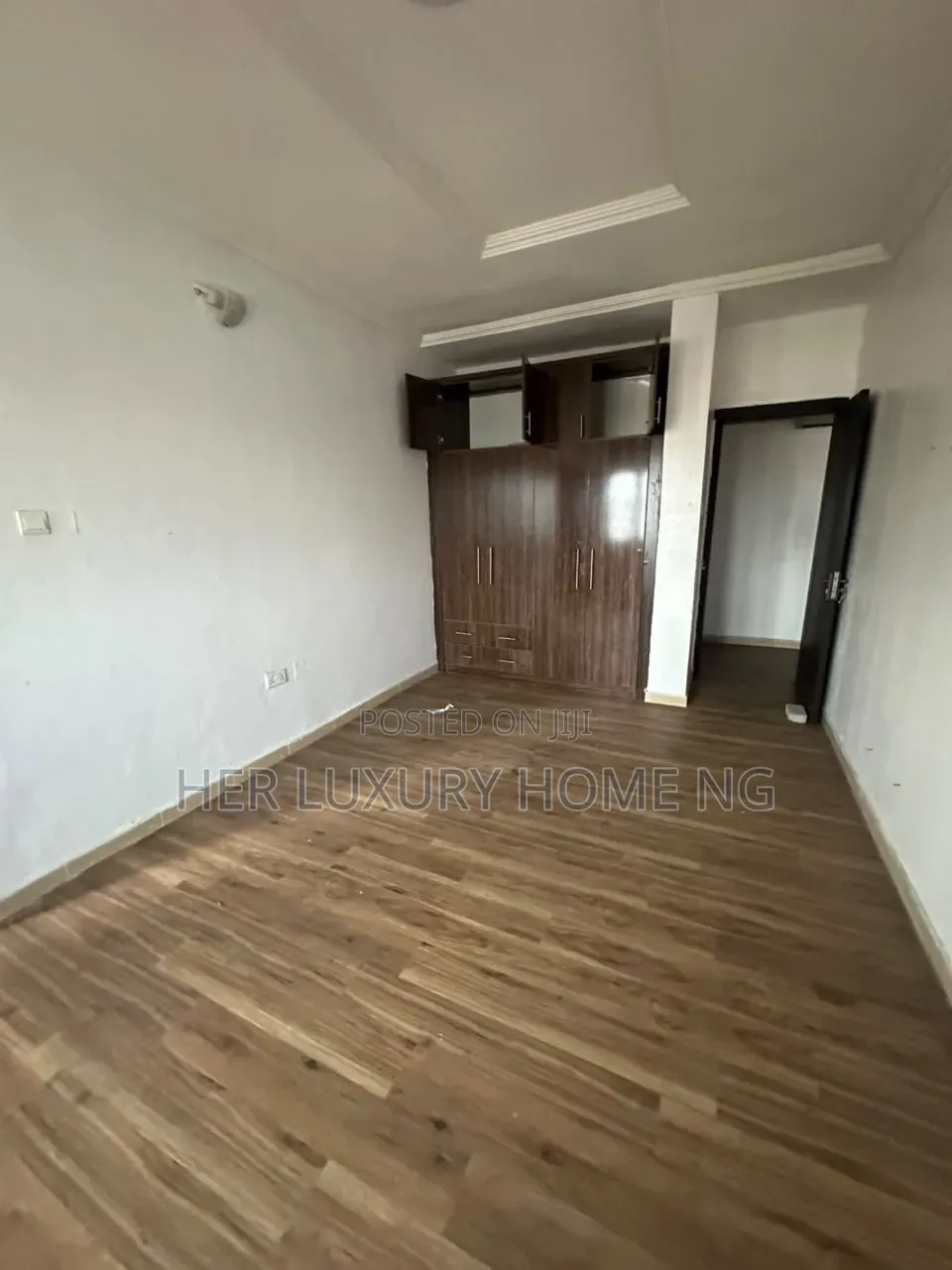 3bdrm Apartment in Osapa London for rent