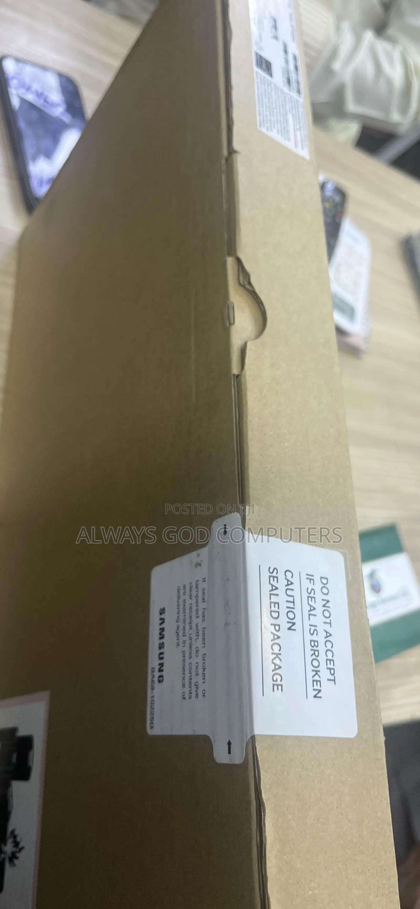 New Laptop Samsung 16GB Intel Core Ultra 7 SSD 512GB