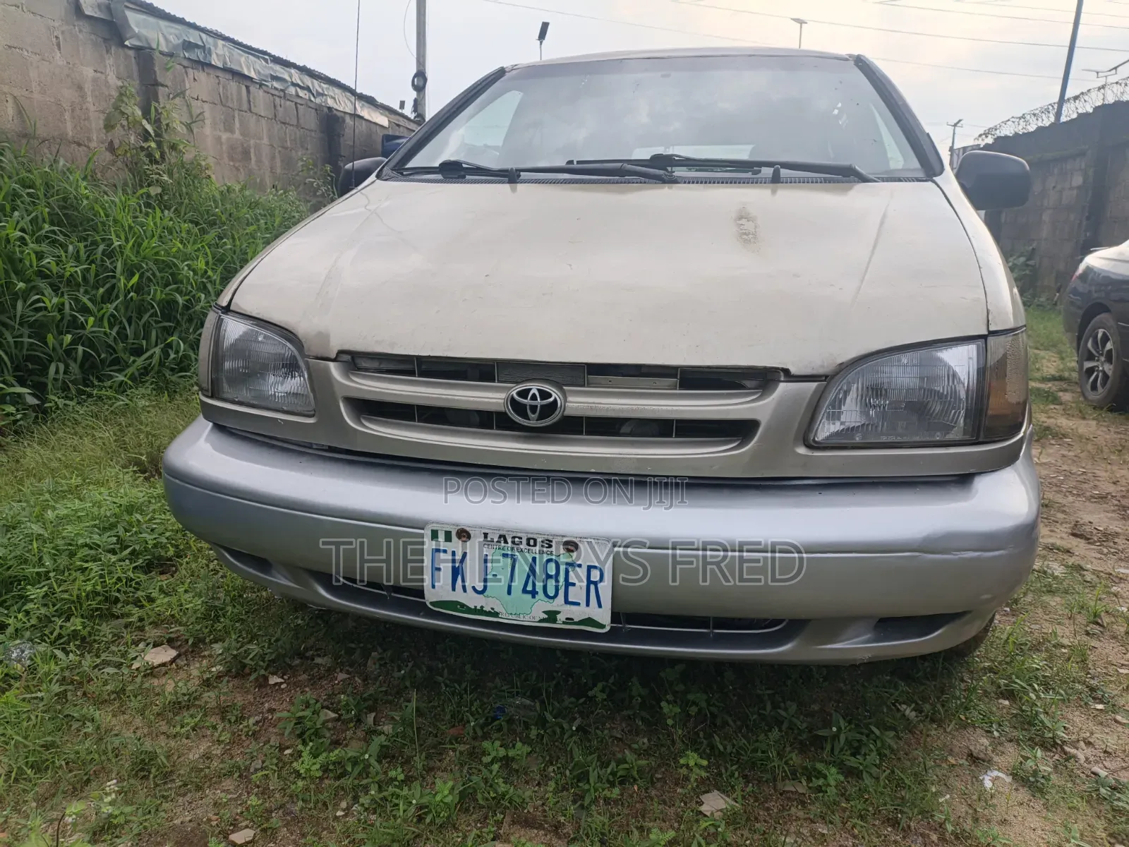 Toyota Sienna LE 2003 Gray