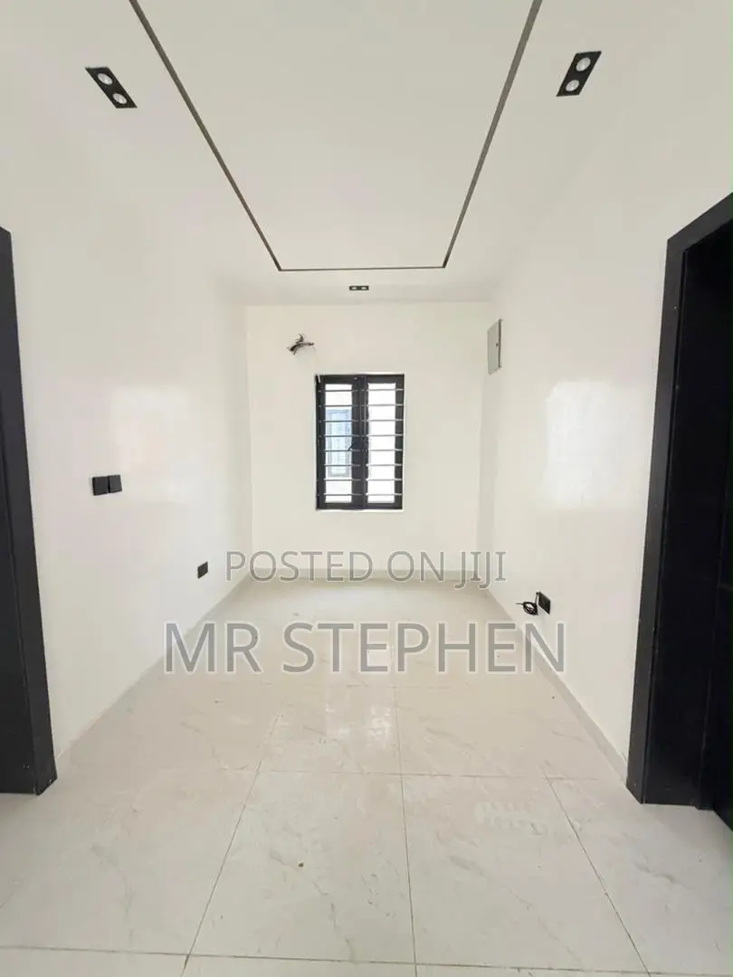 4bdrm Duplex in GRA Phase 1 for sale