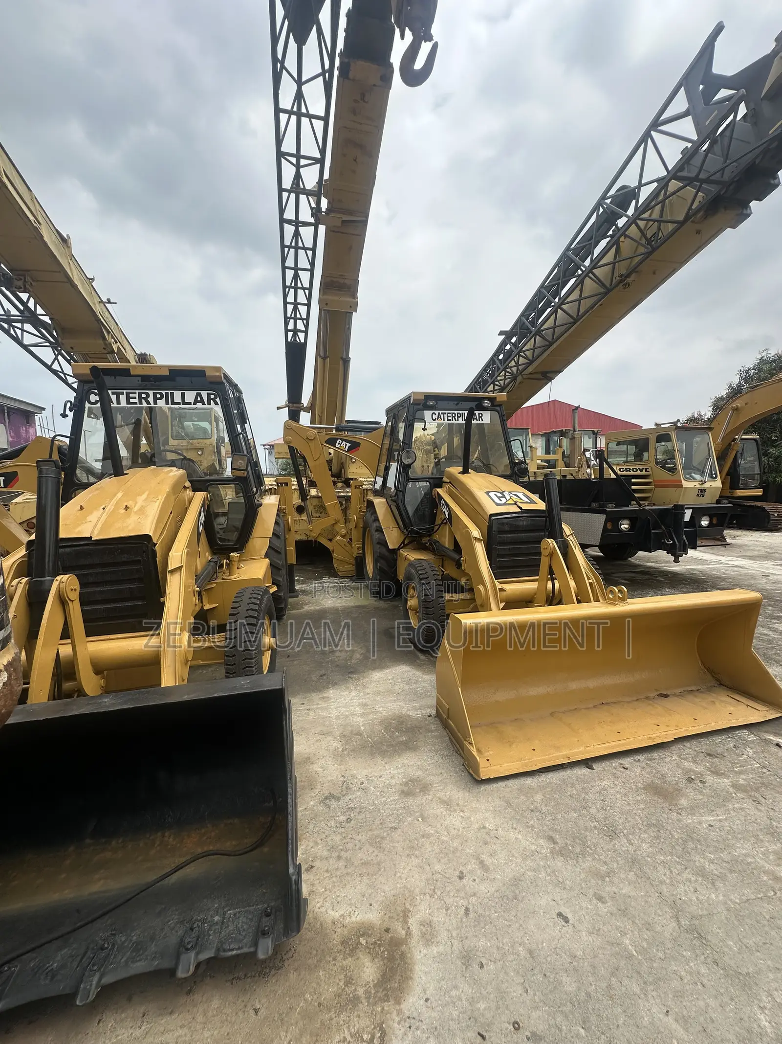 Back Hoe 424B Foreign Used for Sale. Price: 120M Naira