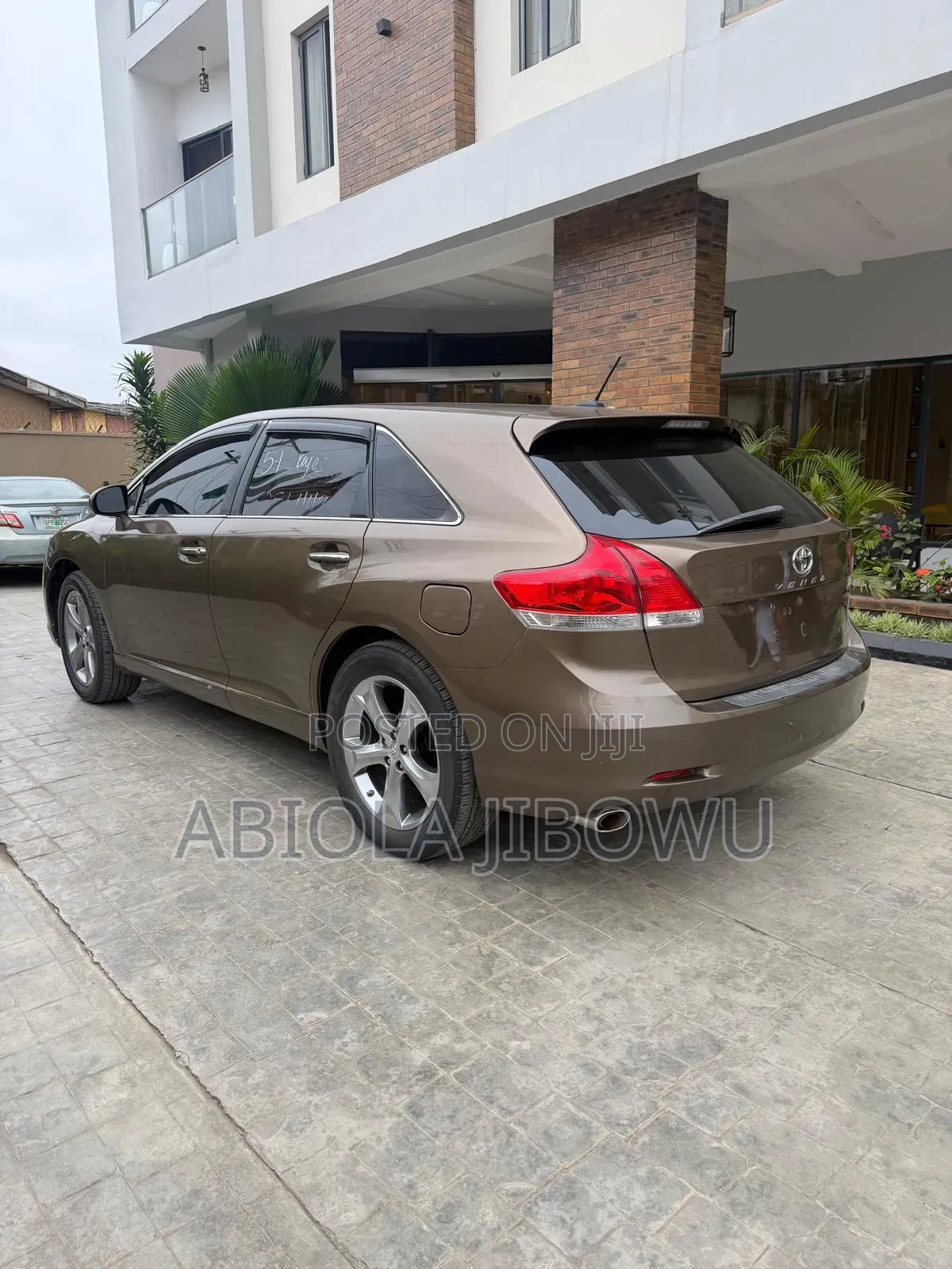 Toyota Venza V6 AWD 2011 Brown