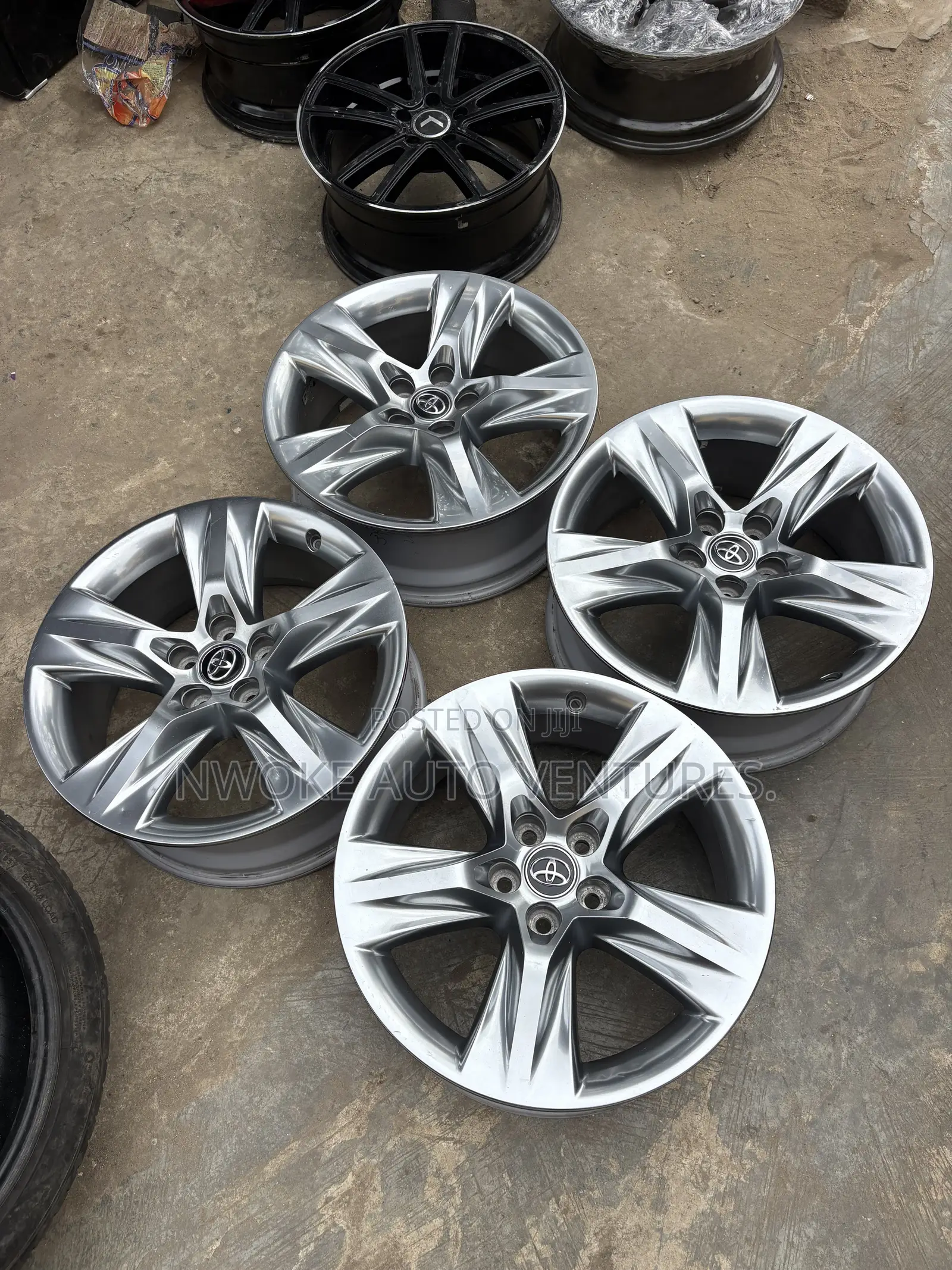 19 Inches for Toyota Highlander 2020 Model