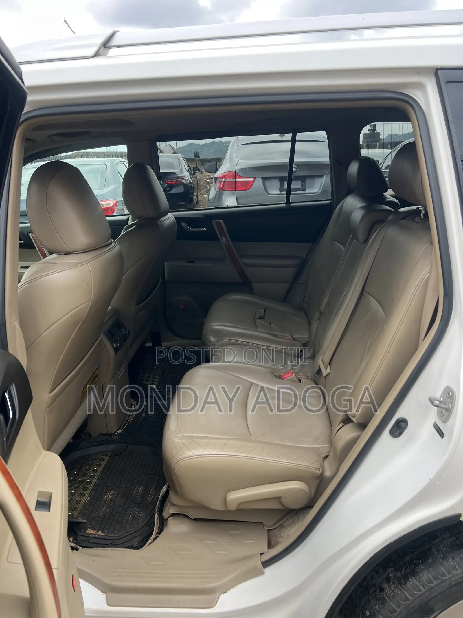 Toyota Highlander Limited 2010 White