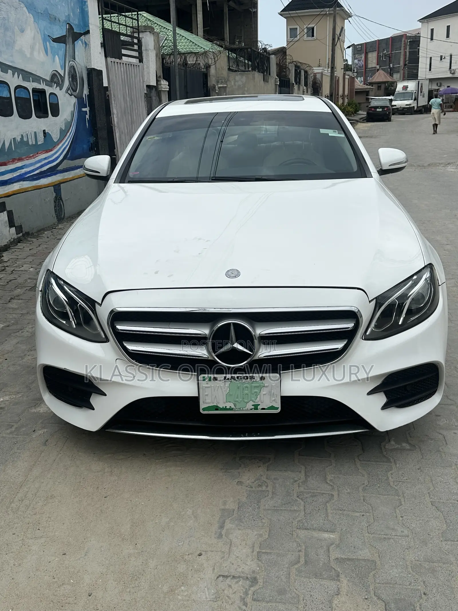 Mercedes-Benz E300 4Matic AWD Sedan (2.0L 4cyl 9A) 2017 White