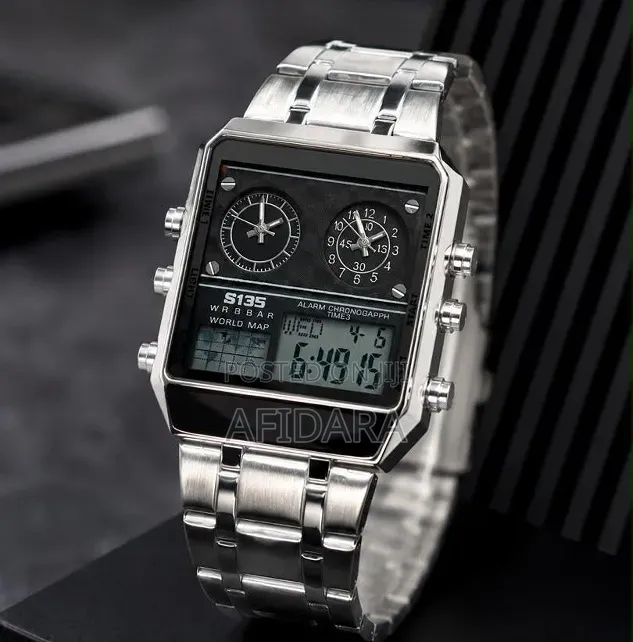 Display Watch Silver Black Chain Design