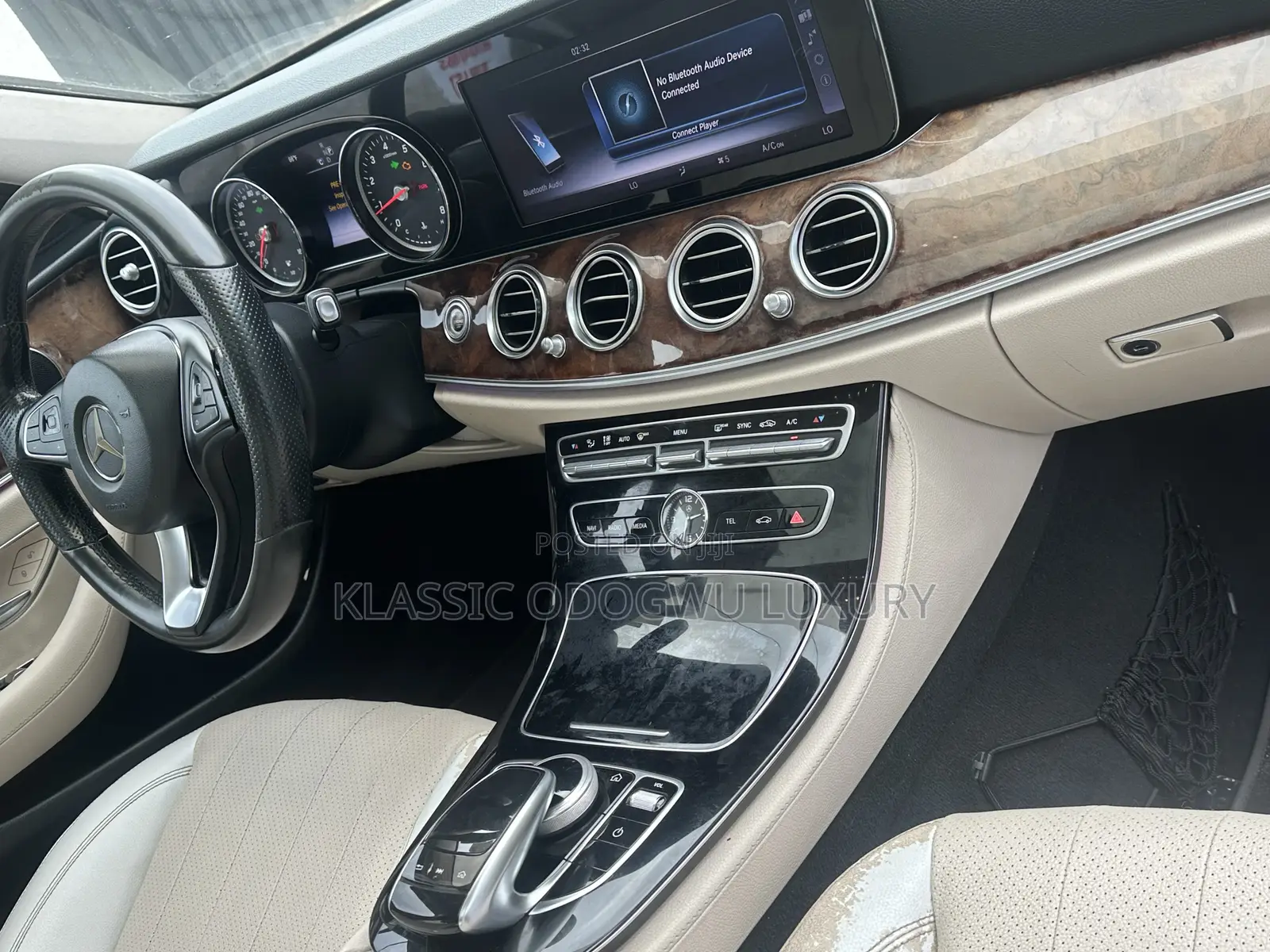 Mercedes-Benz E300 4Matic AWD Sedan (2.0L 4cyl 9A) 2017 White