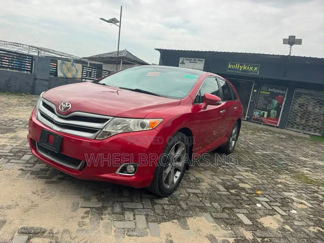 Toyota Venza Limited 2014 Red