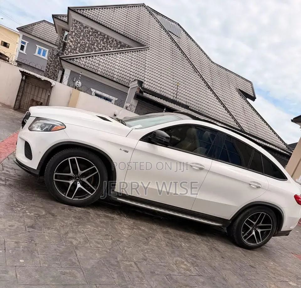 Mercedes-Benz GLE-Class 2017 White