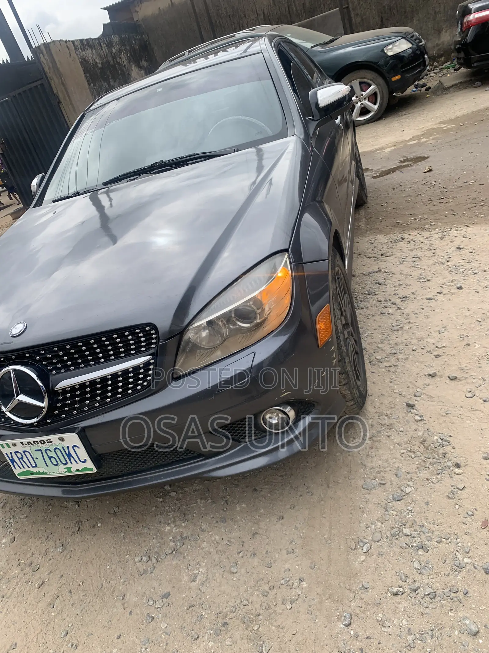 Mercedes-Benz C300 2009 Gray