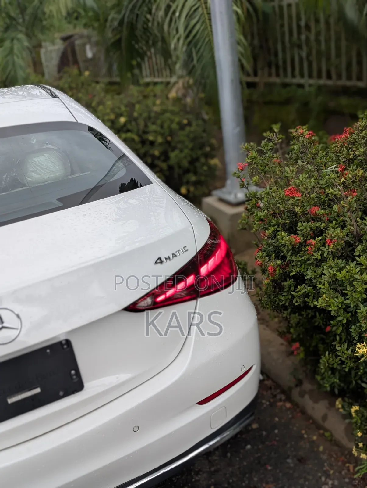 Mercedes-Benz C300 2023 White